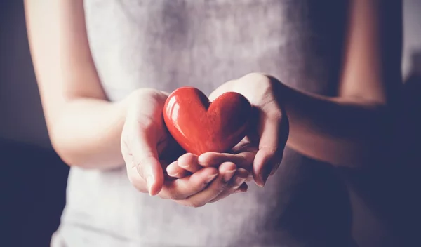 4 + 1 "αθώες" συνήθειες που θα μπορούσαν να οδηγήσουν σε καρδιακά προβλήματα