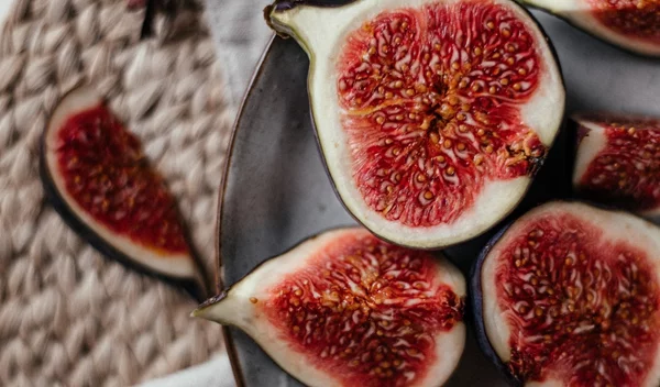 Summer edition: 5 καλοκαιρινές τροφές που πρέπει να προσθέσεις στο μενού σου