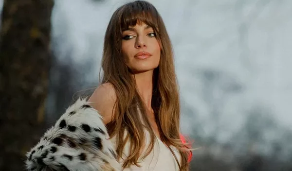 Love yourself: 10 σαγηνευτικά αρώματα που θα σε βάλουν σε Valentine's mood