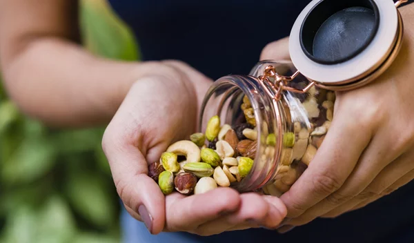Ξέχνα τα καρότα! Αυτό το σνακ κρατάει την όρασή σου στα καλύτερά της