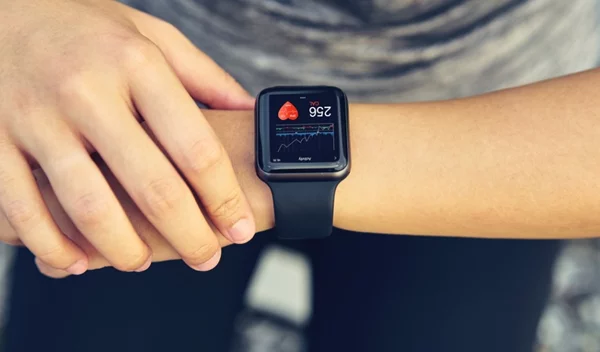 Ταχυκαρδία: Να ανησυχήσεις αν η καρδιά σου χτυπά γρήγορα;