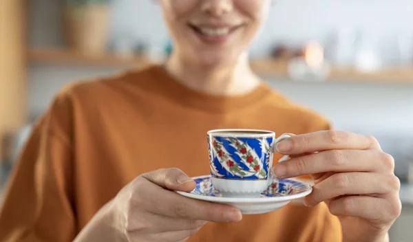 Σε "ξυπνάει" τελικά η καφεΐνη;