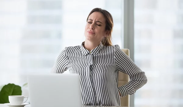 Απαλλάξου από τον πόνο στη μέση με αυτήν τη βιταμίνη