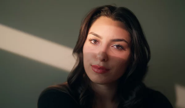 5 καθημερινές συνήθειες που αφαιρούν τη λάμψη από την επιδερμίδα σου