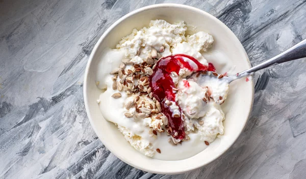 Θέλεις πλούσια υφή και γεύση στο γιαούρτι σου; Τότε σού έχουμε μία νέα επιλογή!