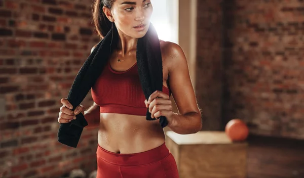 Σημάδια που δείχνουν ότι χάνεις μυϊκή μάζα