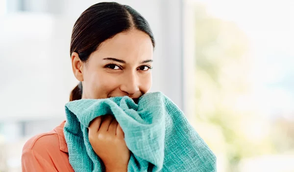 Μήπως μυρίζω άσχημα; Πώς να το καταλάβεις και τι μπορεί να φταίει