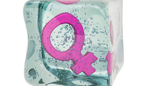 Κατάψυξη ωαρίων: Η λύση για παράταση και διατήρηση της γονιμότητας