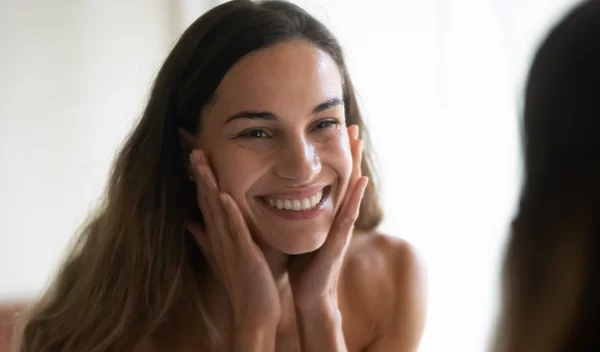 Δοκίμασε την DIY μάσκα με καφέ αμέσως μετά το γυμναστήριο για το τέλειο post-workout glow