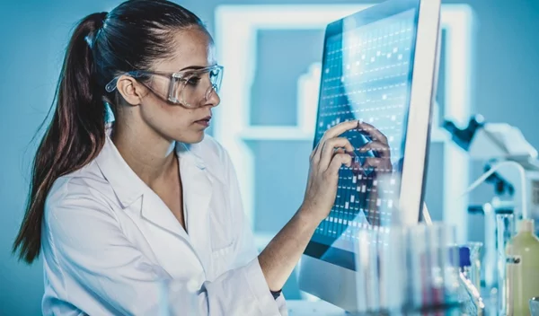 Παγκόσμια Ημέρα κατά του Καρκίνου: Οι νέες θεραπείες που έχουν αλλάξει τα δεδομένα