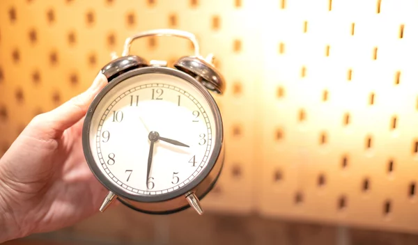 Πόσα ρολόγια έχουμε μέσα μας και τι γίνεται όταν απορυθμιστούν;