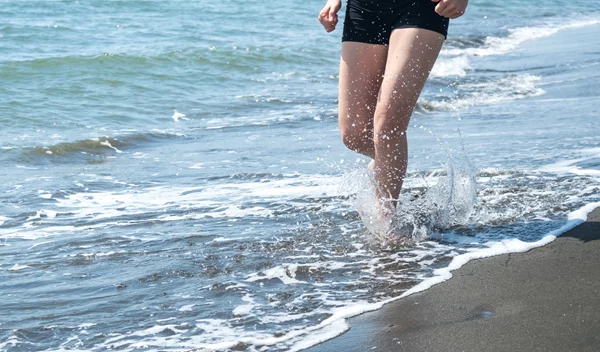 Το τρέξιμο στα ρηχά είναι για αρχάριες και καίει θερμίδες!