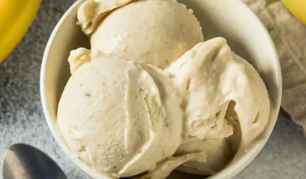 Σπιτικό παγωτό μπανάνα με 3 υλικά - Χωρίς ζάχαρη, χωρίς παγωτομηχανή