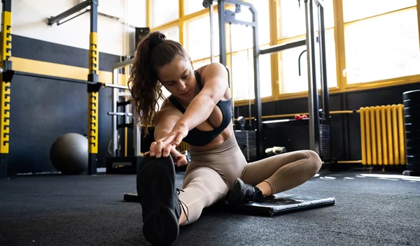 Ζέσταμα: 7 ασκήσεις προθέρμανσης που επιλέγουν οι personal trainers