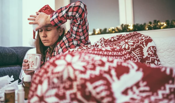 4 θεραπευτικά "μαντζούνια" για να αντιμετωπίσεις τις Χριστουγεννιάτικες διαταραχές