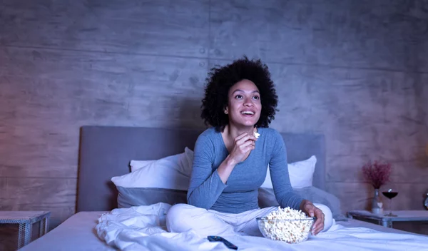 Οι τροφές που σε βοηθούν να κοιμηθείς καλύτερα