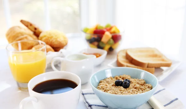 Τι να φάω έξω και πώς να ξεκινήσω τη μέρα μου; Δες τι τρώει μια διατροφολόγος