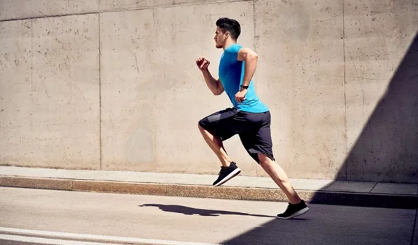 Γρήγορο τρέξιμο vs τρέξιμο μεγάλων αποστάσεων, ποιο σε ωφελεί περισσότερο