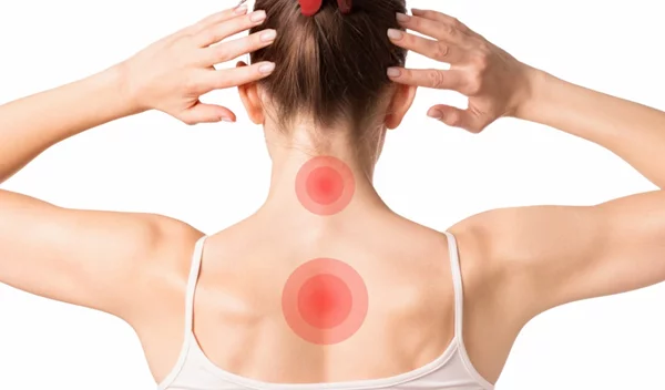 Ασκήσεις για κύφωση που θα βελτιώσουν τη στάση του σώματός σου