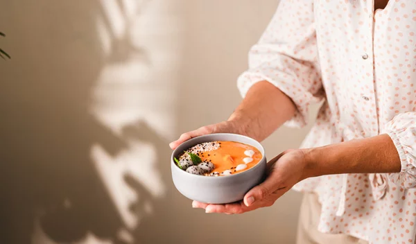 Μπορούν να μειωθούν οι πόνοι περιόδου μέσω της διατροφής;