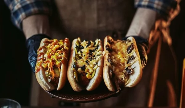 Tasty Awards 2024 x Esquire: Πού παίζει κορυφαίο street food στην πόλη;