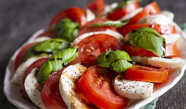 Πώς τα μυρωδικά θα σε βοηθήσουν στο αδυνάτισμα; Οι 7 καλύτερες επιλογές