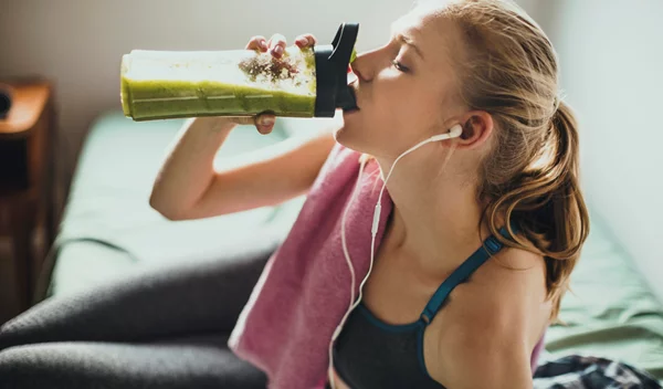 Με ποιο λαχανικό μπορείς να αντικαταστήσεις τη μπανάνα στα smoothies σου;