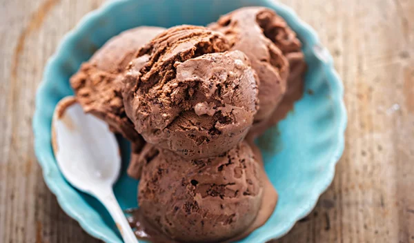 Σοκολατένιο παγωτό: Η συνταγή της διατροφολόγου για ενίσχυση της μνήμης