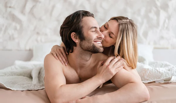 Sex therapy: Πώς ανανεώνει την ερωτική σου ζωή;