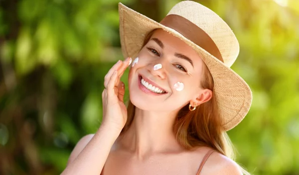 Μελάνωμα: Μαθαίνουμε τα βασικά δεδομένα και προστατεύουμε την υγεία μας