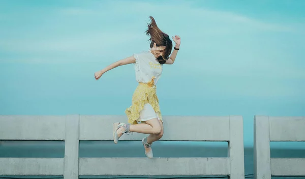 Σπάσε τον κύκλο του αυτοσαμποτάζ - Group coaching για γυναίκες με τη Μάρη Γαργαλιάνου