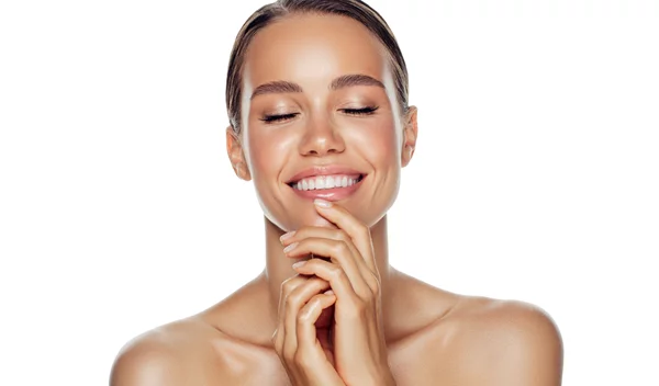 Ευαίσθητη επιδερμίδα: Τα προϊόντα περιποίησης που θα λατρέψει