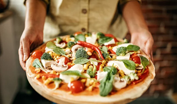 Επιθυμία για γλυκό και junk food; 3 light συνταγές για εκείνες τις ώρες