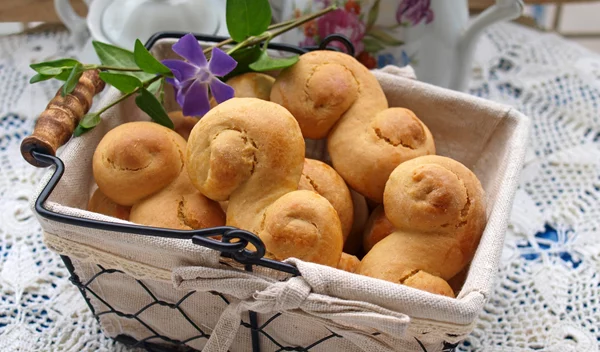 Τα πιο νόστιμα και τραγανά πασχαλινά κουλούρια - Χωρίς μίξερ