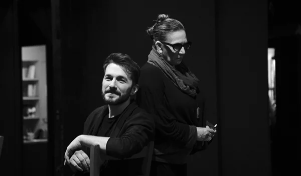 "Το πρώτο μου τριαντάφυλλο": Θοδωρής Βουτσικάκης - Λίνα Νικολακοπούλου στον Κήπο του Μεγάρου