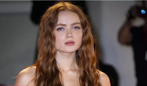 To καλοκαιρινό χτένισμα που άνετα μπορείς να κάνεις και το φθινόπωρο