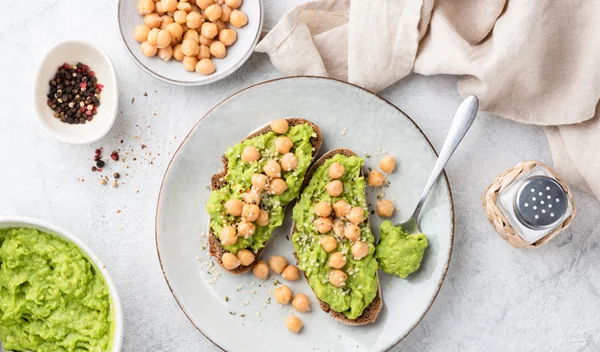 "Έγινα vegan πρόσφατα και δεν ξέρω τι να φάω στις διακοπές"