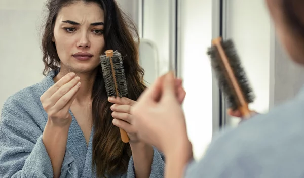 Ο no1 ένοχος για την τριχόπτωση - και πώς να την αντιμετωπίσεις