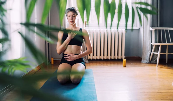 Βοηθούν οι ασκήσεις αναπνοής στο αδυνάτισμα, τελικά;