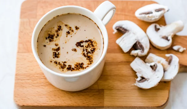 Mud Water | Τι είναι το... λασπόνερο και γιατί να το πιεις;