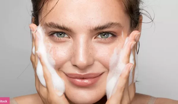 Πέντε λάθη που πιθανόν κάνεις στη ρουτίνα καθαρισμού σου