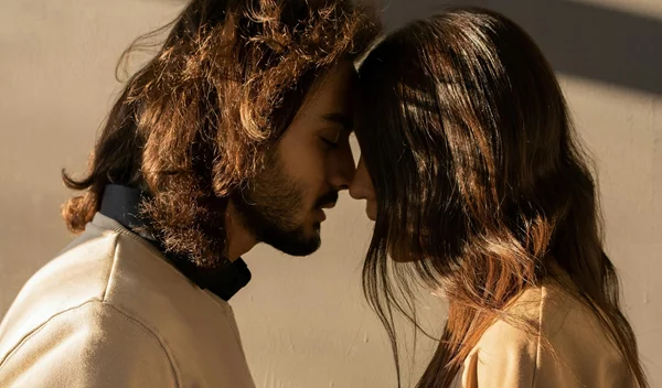 Τολμάς να ερωτευτείς; Και, τελικά, τι είναι ο έρωτας;