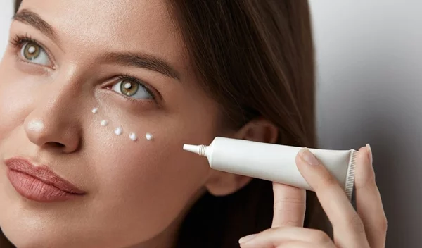 Οι 10 καλύτερες κρέμες ματιών που θα βρεις στο φαρμακείο της γειτονιάς σου