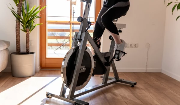 Άσκηση και πρόληψη από covid-19: Ποιο είδος προπόνησης θα ενισχύσει περισσότερο τον οργανισμό σου;