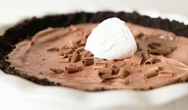 Μπανανογλυκό ψυγείου με 3 υλικά - Η συνταγή που θα φτιάχνεις όλο το καλοκαίρι