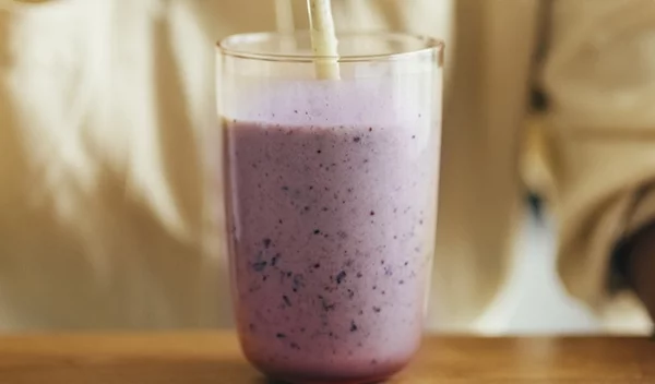 Το σμούθι που βελτιώνει μνήμη και συγκέντρωση - Το φρούτο που περιέχει θα σου δώσει boost