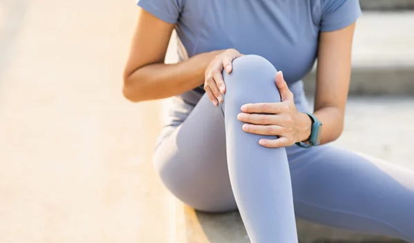 Πόνος στα γόνατα: 5 τροφές για να τον αντιμετωπίσεις φυσικά