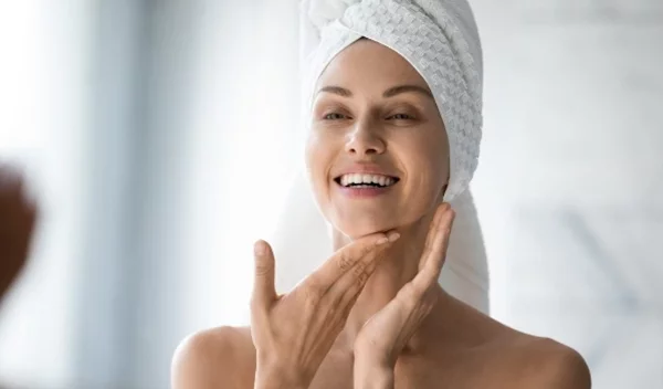 Χαλάρωση στην επιδερμίδα του προσώπου; Η συμβουλή για να γίνει παρελθόν