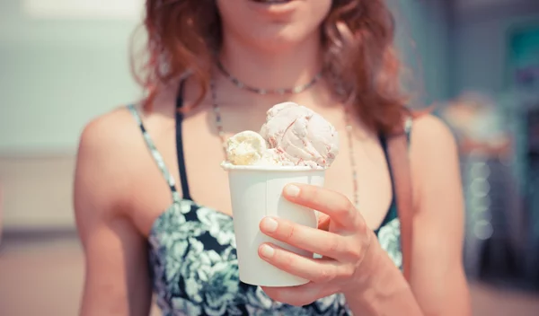 Μπορεί το παγωτό να μειώσει το έλκος στο στομάχι;