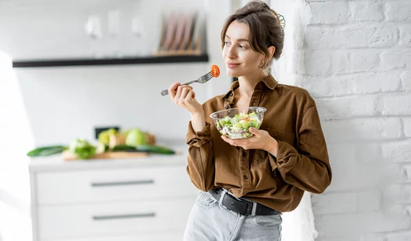 Διατροφή για όγκο και χτίσιμο μυών: 10 γεύματα για επαναφορά των μυών που θα βοηθήσουν στη γράμμωση